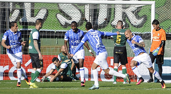 Avanza a paso firme en Copa Argentina