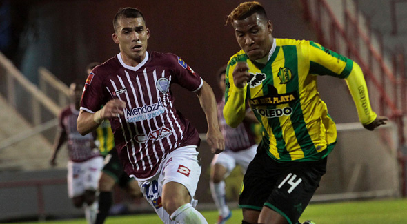 roger_martinez_aldosivi_vs_godoy_cruz_crop1428193004645